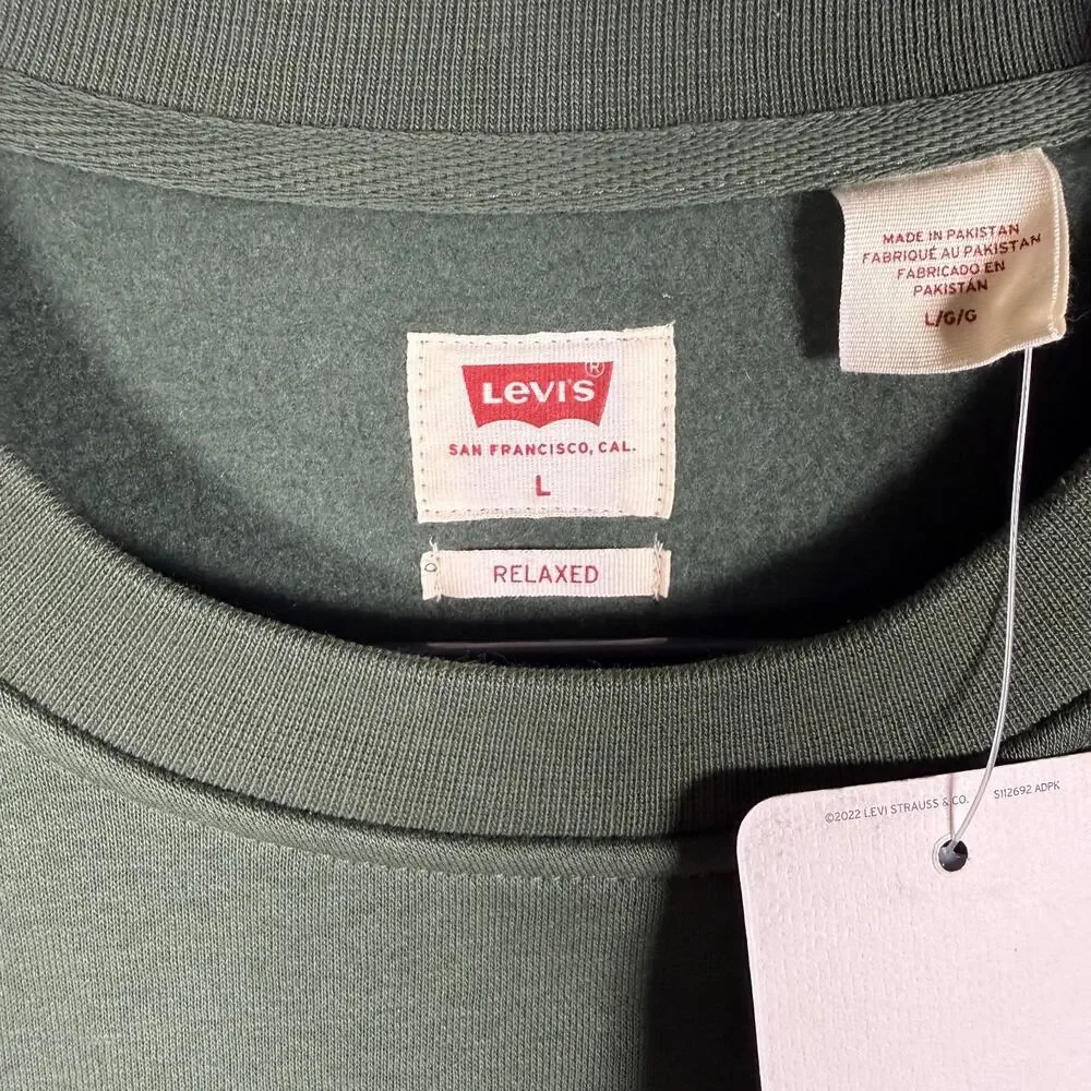New Levi's Men's Crewneck Long Sleeve Fleece Sweatshirt Green Color Size L